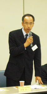 村雲荘一